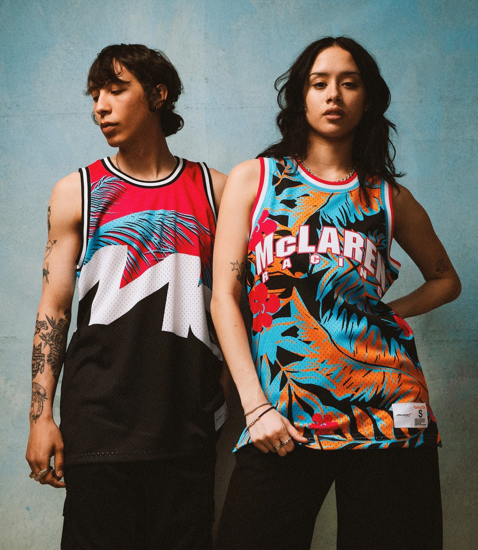 Miami Grand Prix Mesh Tank - Mitchell & Ness - Black/Pink